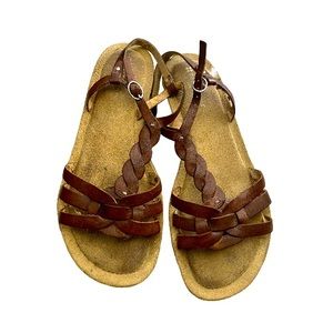 Naturalizer N5 Temma brown leather sandals Size 8M